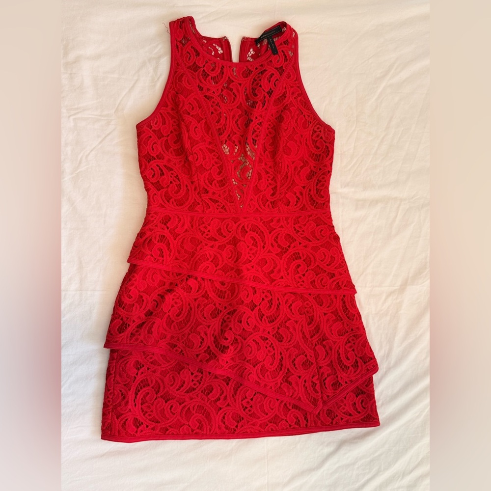 BCBGMAXAZRIA Women's Red Lace Mini Fitted Size 12 Cocktail Dress Sleeveless